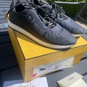 Fendi Sneakers 36.5
